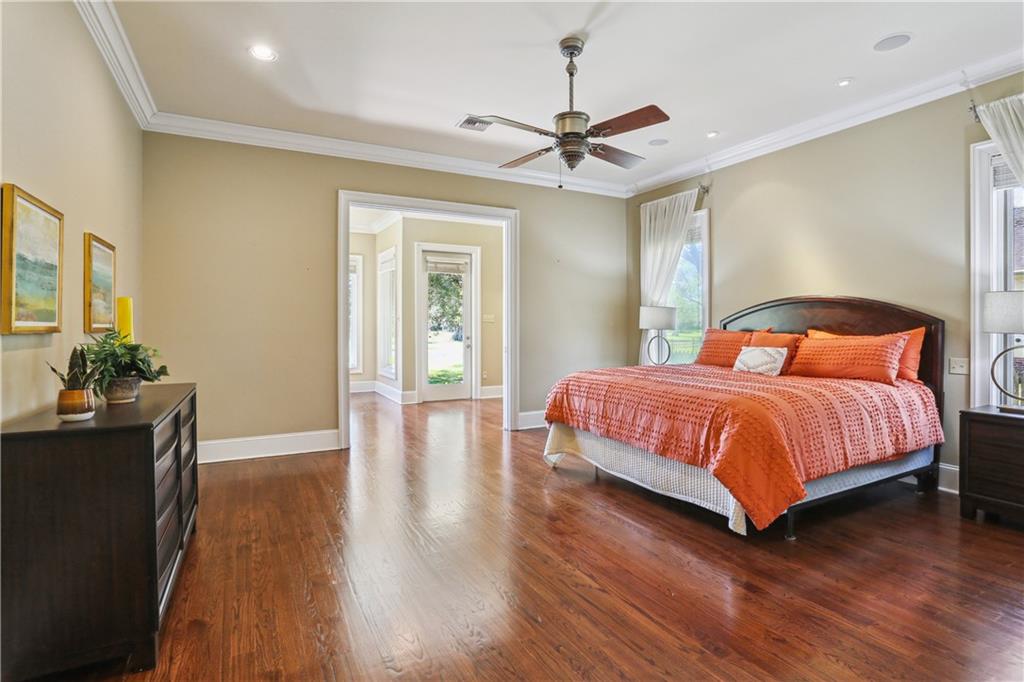 192 FOREST OAKS Drive