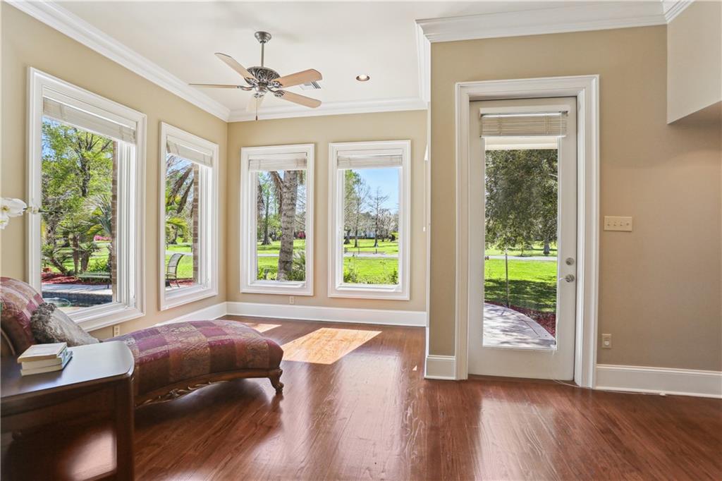 192 FOREST OAKS Drive