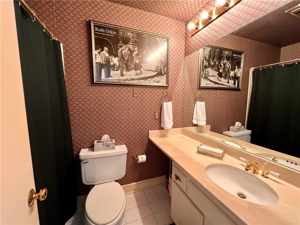 1022 TOULOUSE Street BC-21