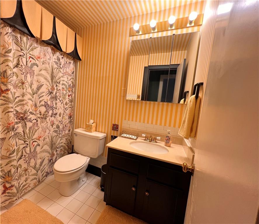 1022 TOULOUSE Street BC-21