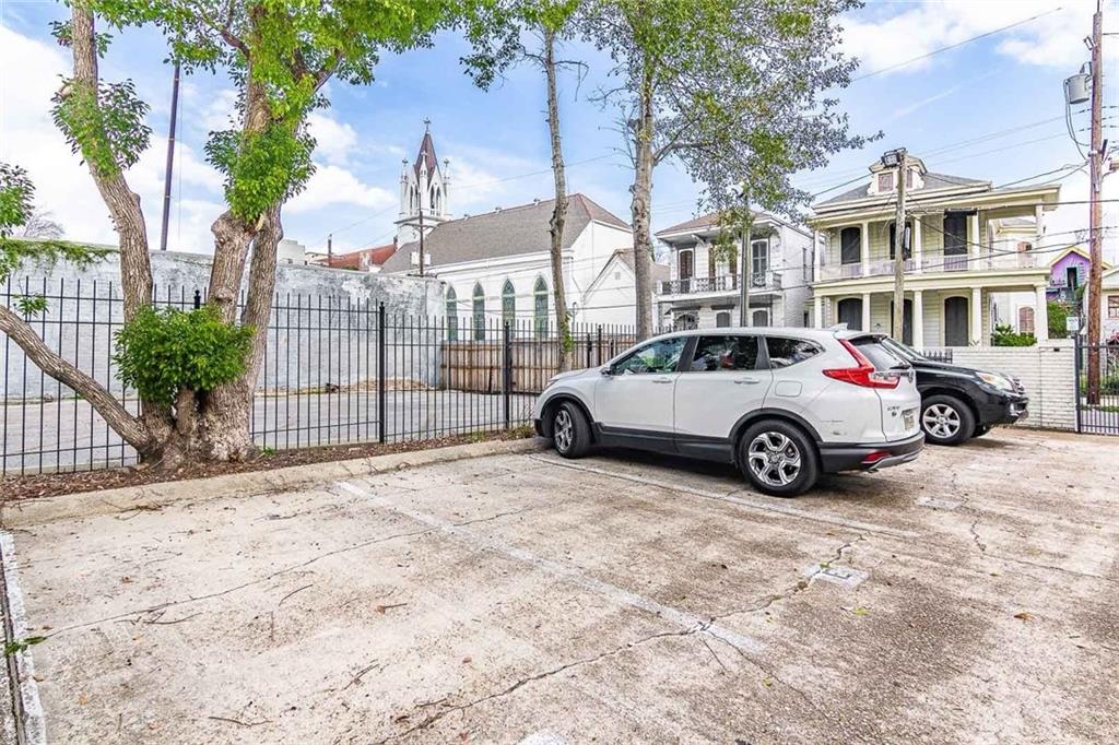 1532 ST ANDREW Street 203