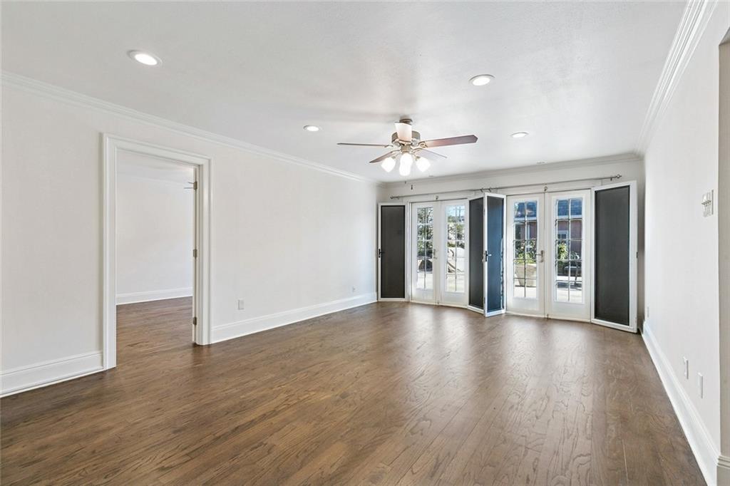 3000 ST CHARLES Avenue 207