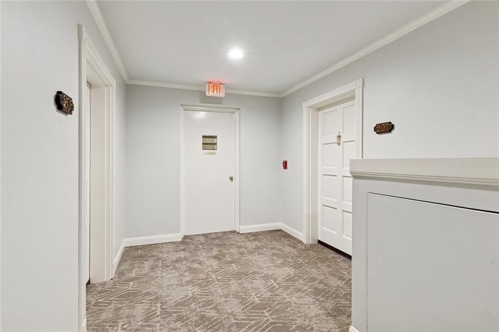 3000 ST CHARLES Avenue 207