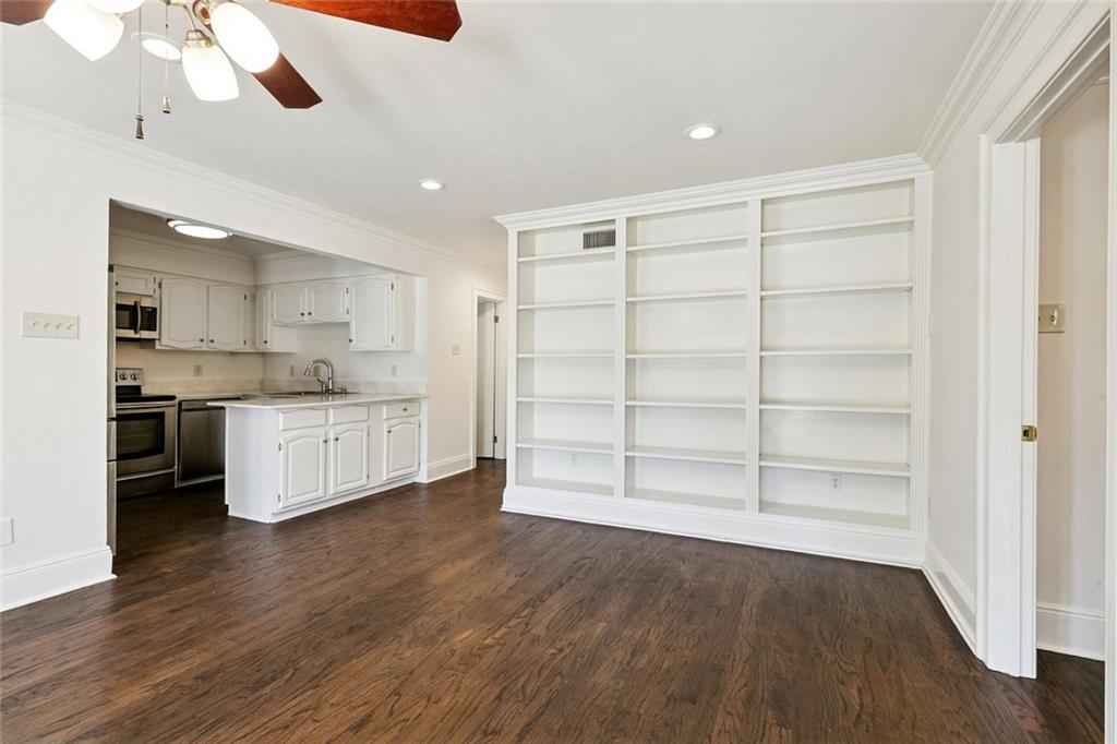 3000 ST CHARLES Avenue 207