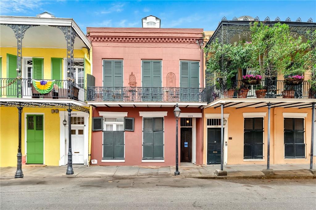 1125 ROYAL Street 3