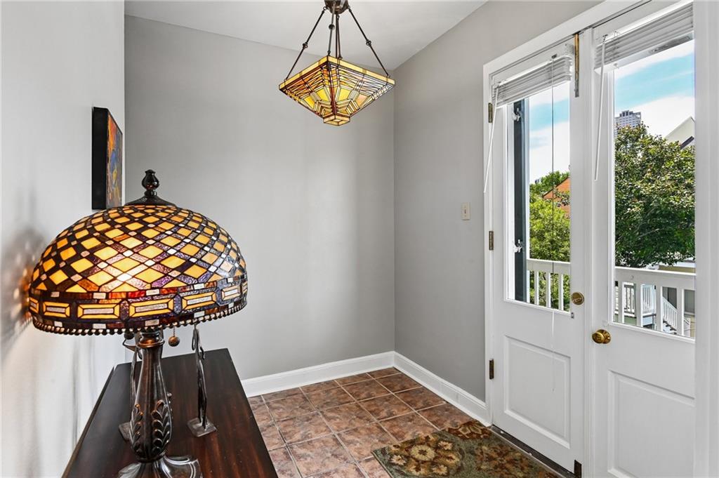 1022 TOULOUSE Street BC-22