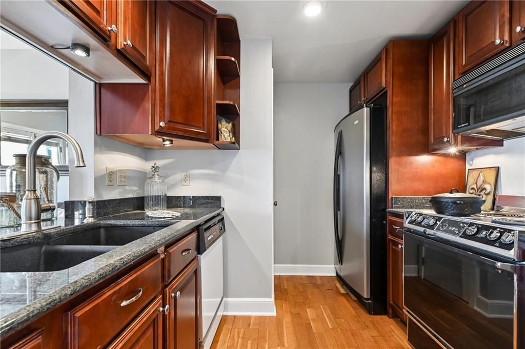 1022 TOULOUSE Street BC-22