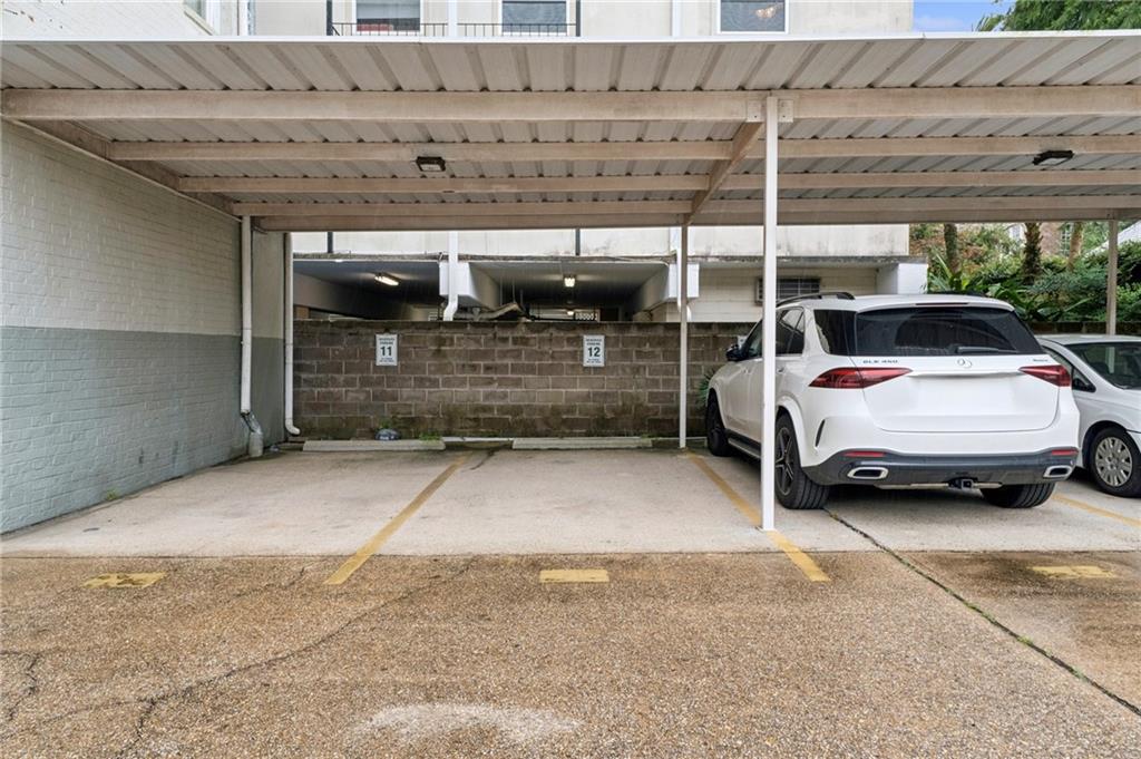 1436 JACKSON Avenue 4A