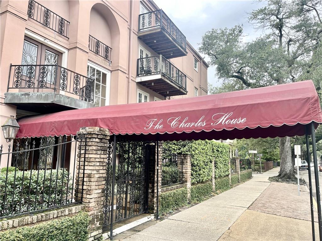 3000 ST CHARLES Avenue 409