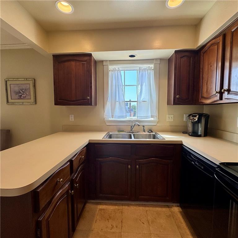 3000 ST CHARLES Avenue 409