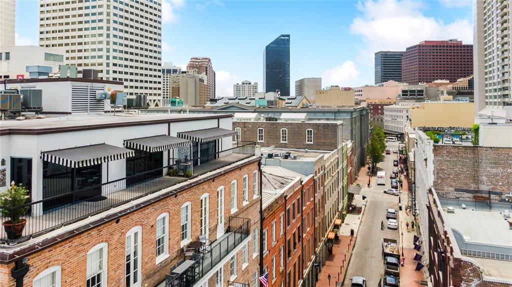 232 DECATUR Street 6a