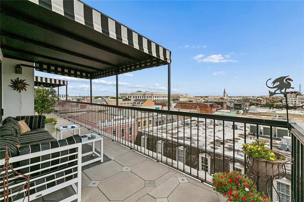 232 DECATUR Street 6a