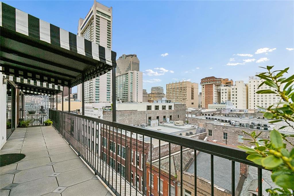 232 DECATUR Street 6a