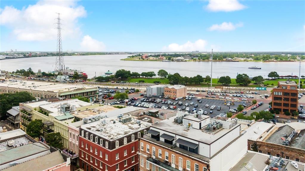 232 DECATUR Street 6a