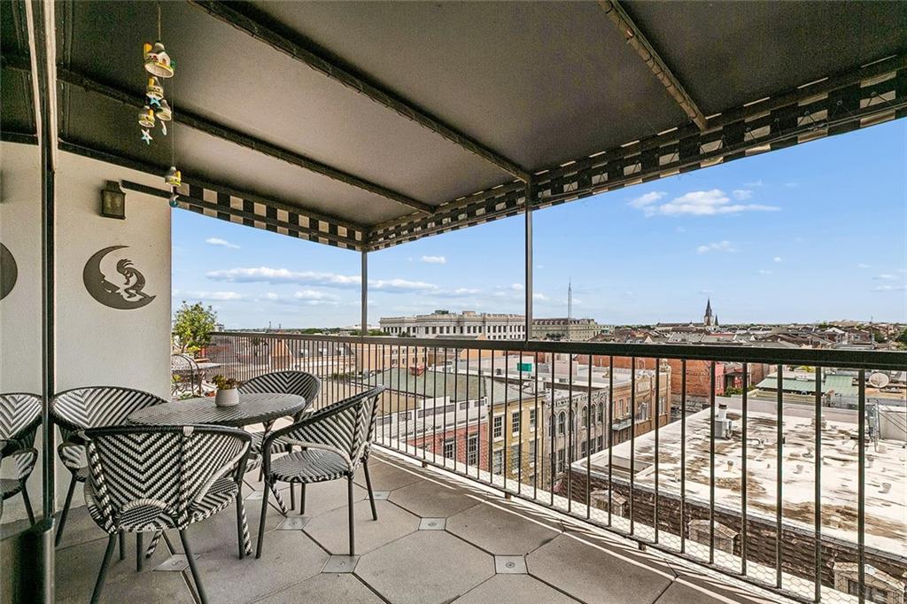 232 DECATUR Street 6a