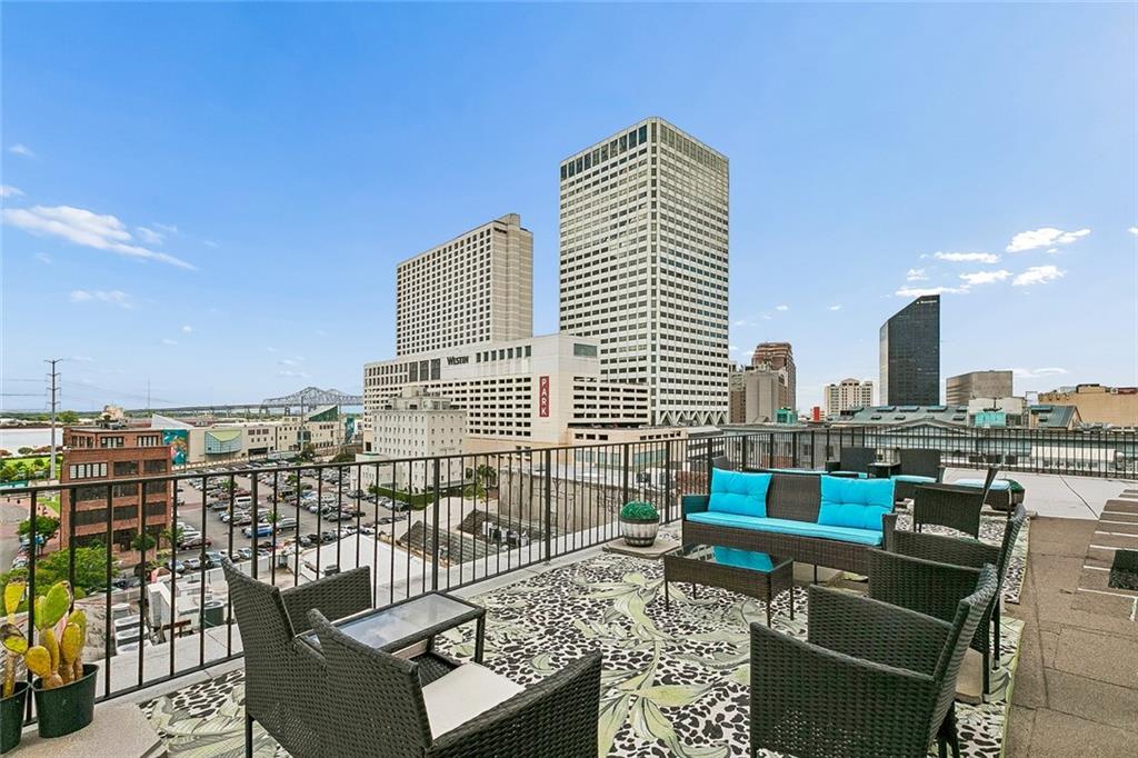 232 DECATUR Street 6a