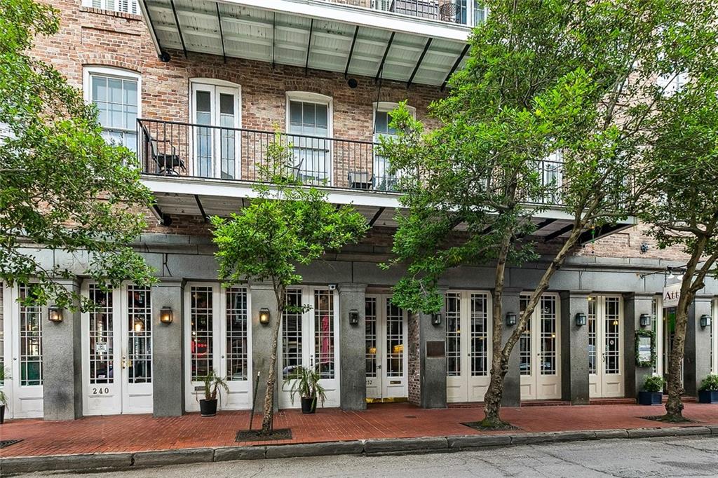 232 DECATUR Street 6a