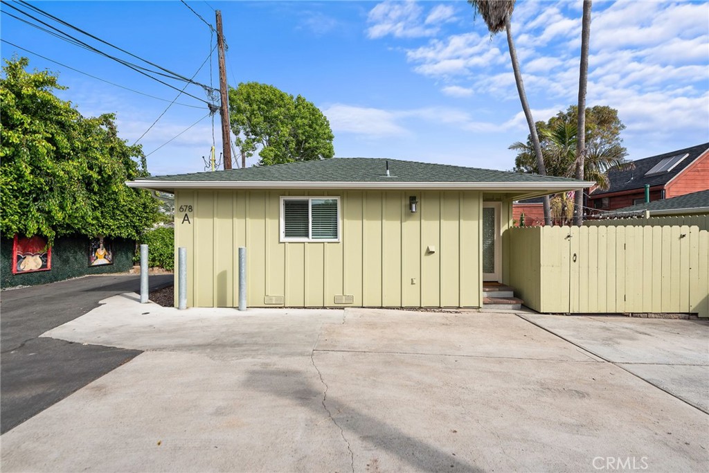 678 Glenneyre Street A