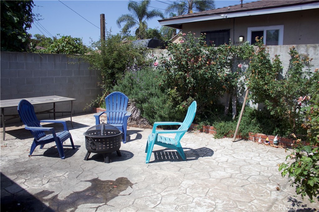 2735 E Madison Street