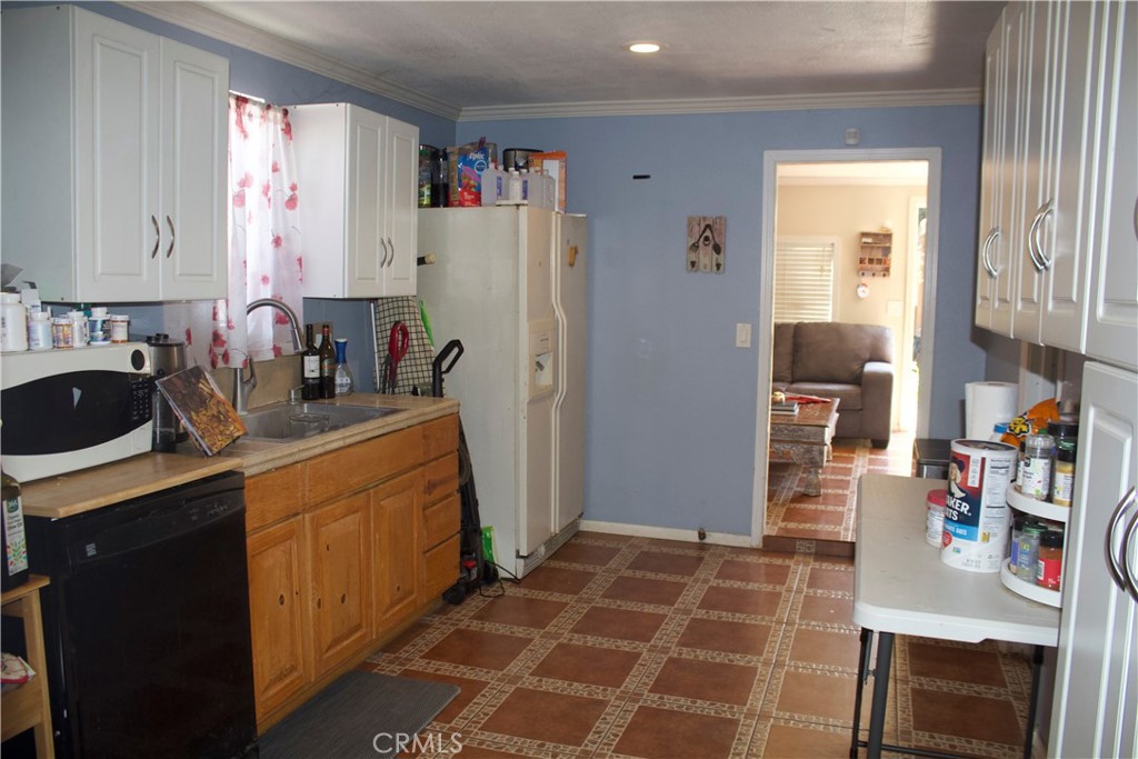 2735 E Madison Street