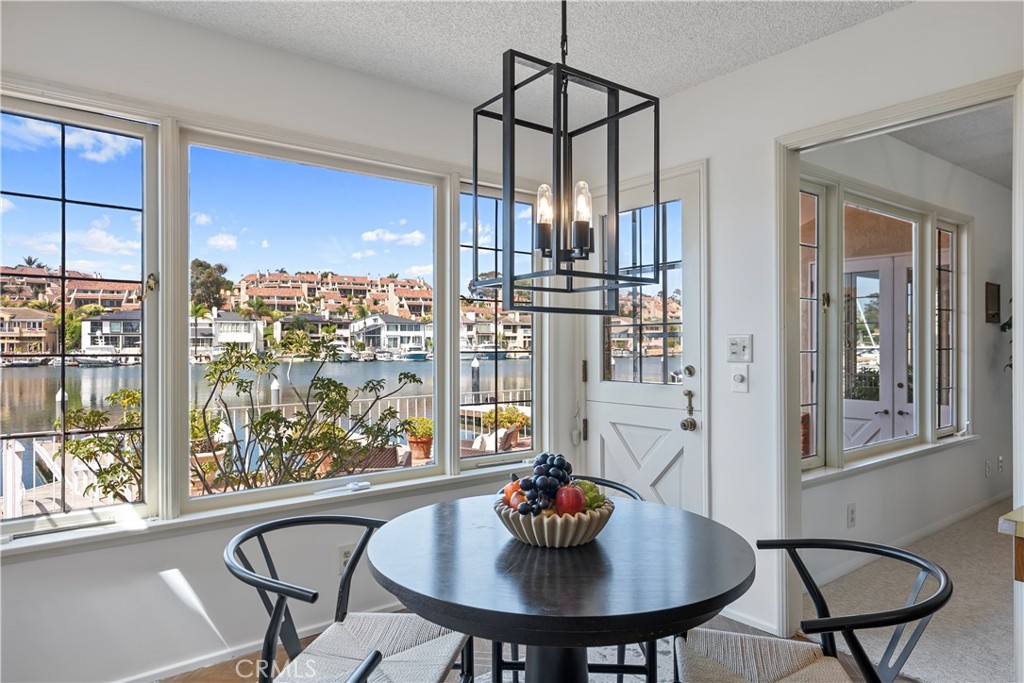 612 Harbor Island Drive