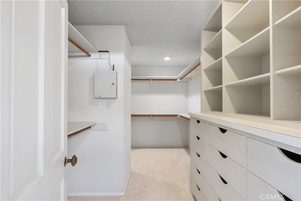 612 Harbor Island Drive