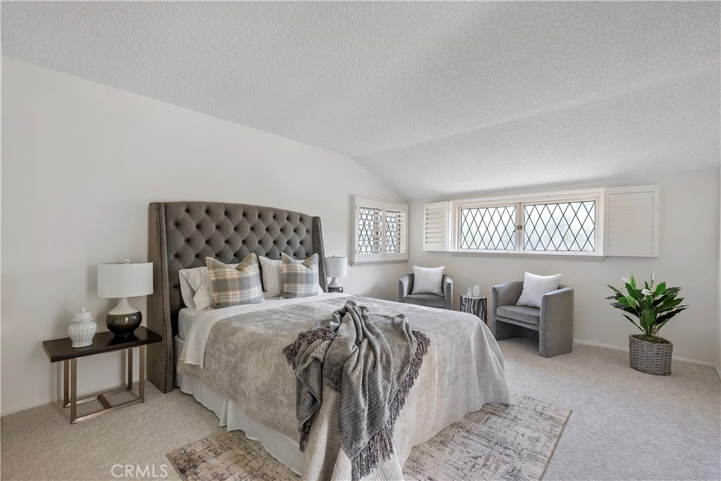 612 Harbor Island Drive