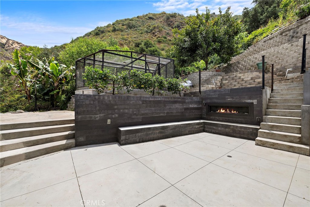 537 Canyon Acres Drive