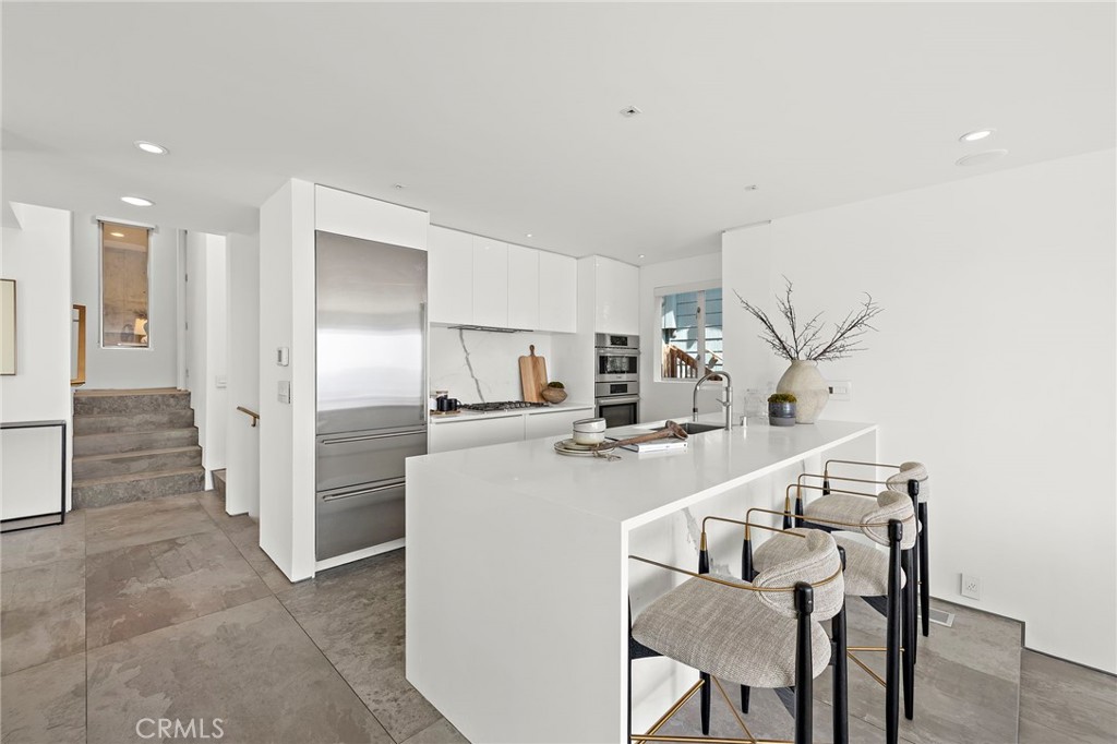 2901 Alexander