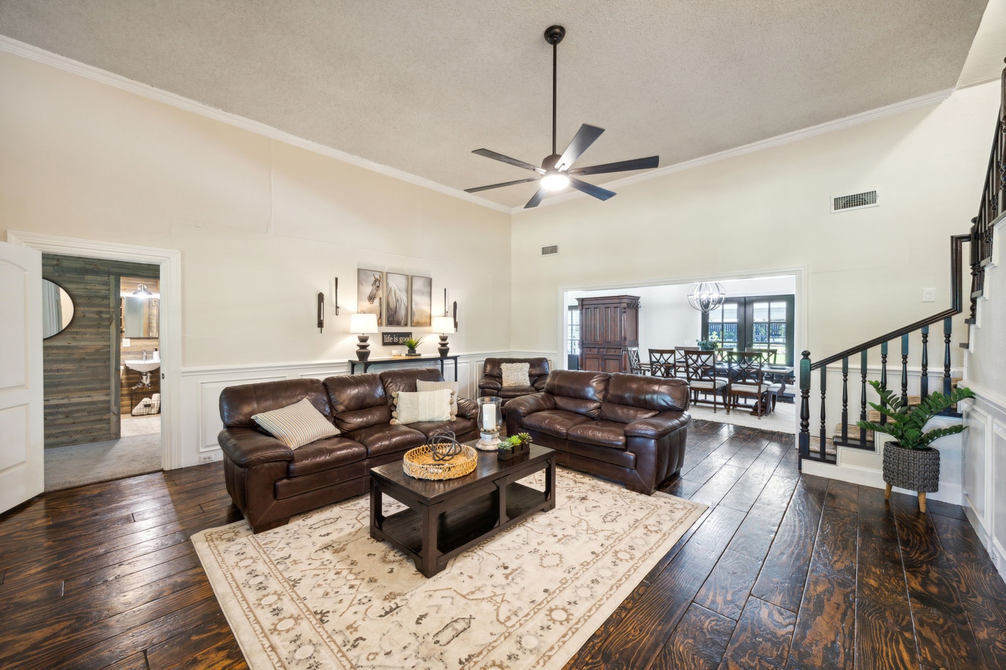 455 Sunridge Lane