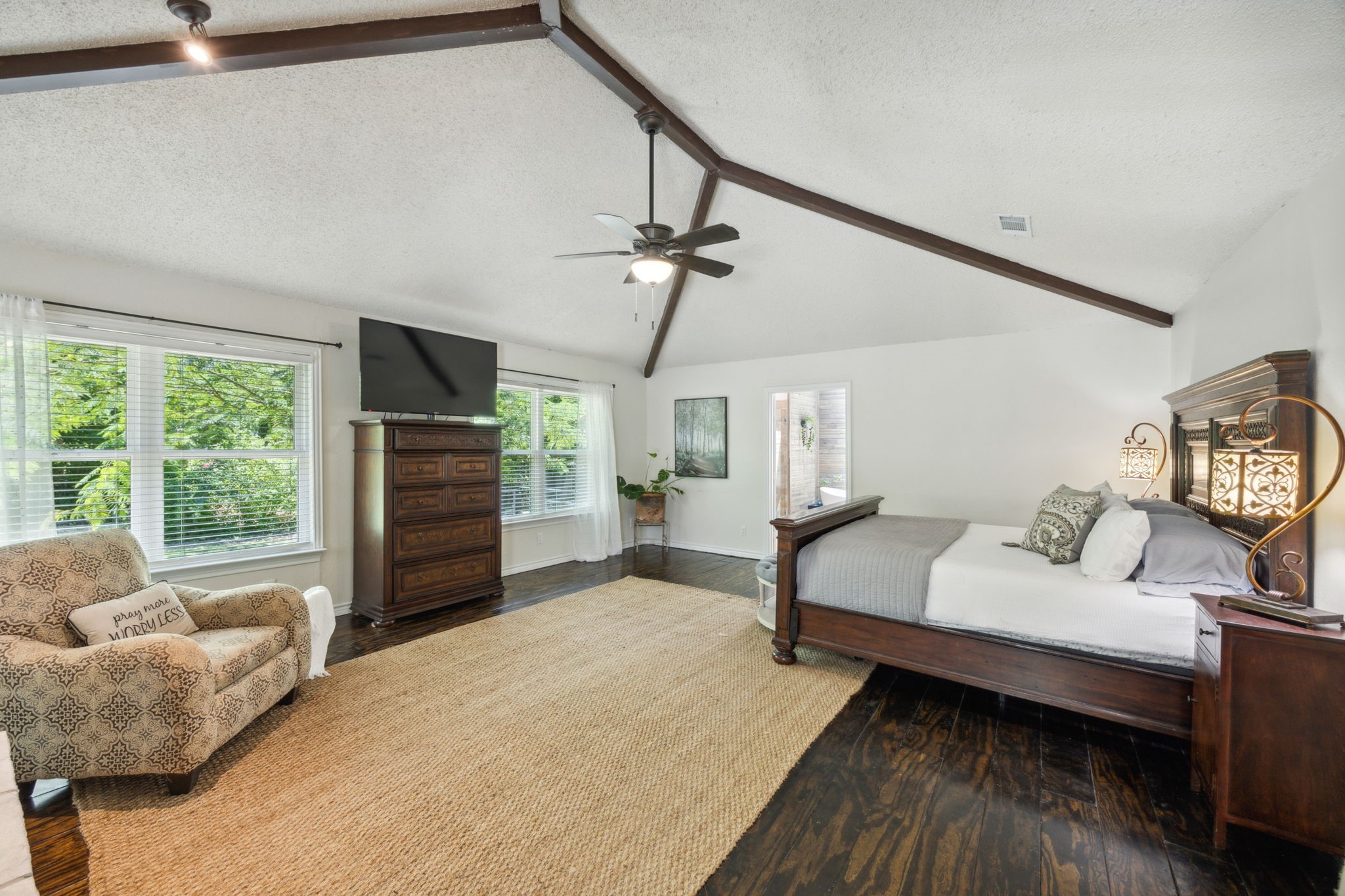 455 Sunridge Lane