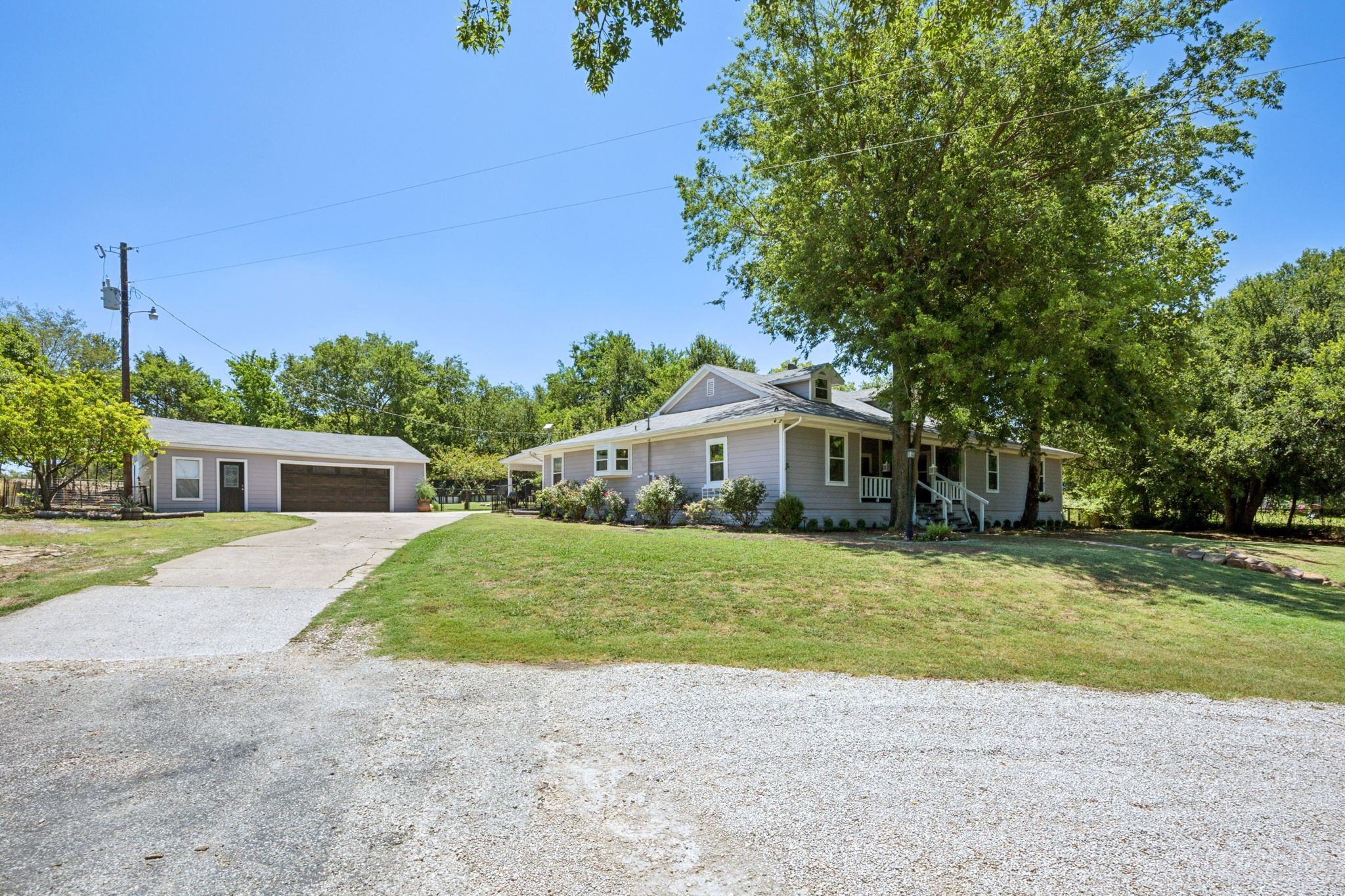 455 Sunridge Lane