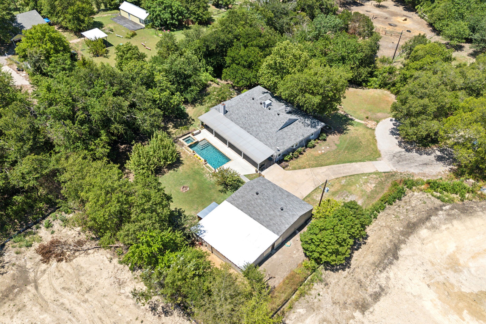 455 Sunridge Lane