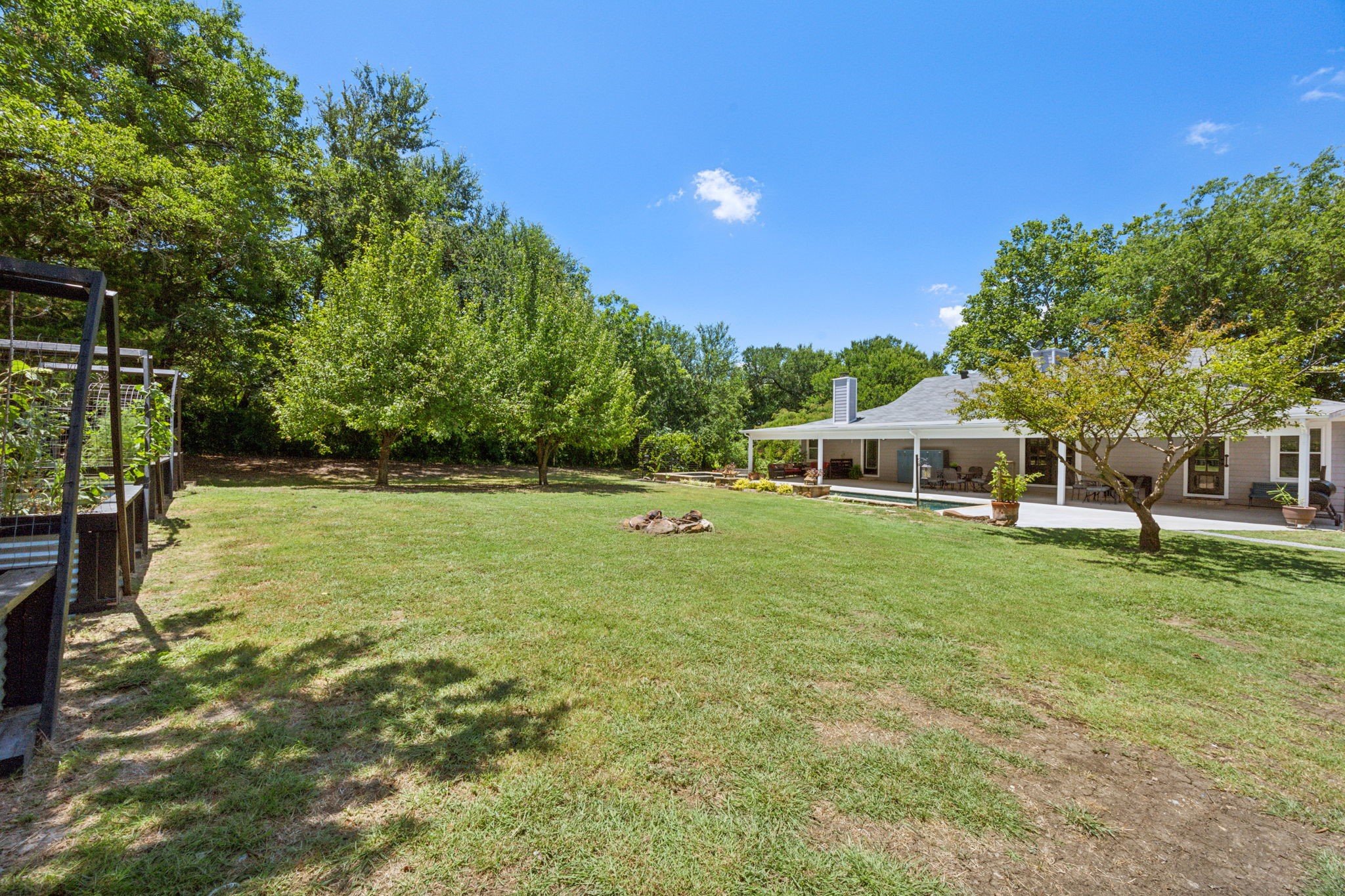 455 Sunridge Lane