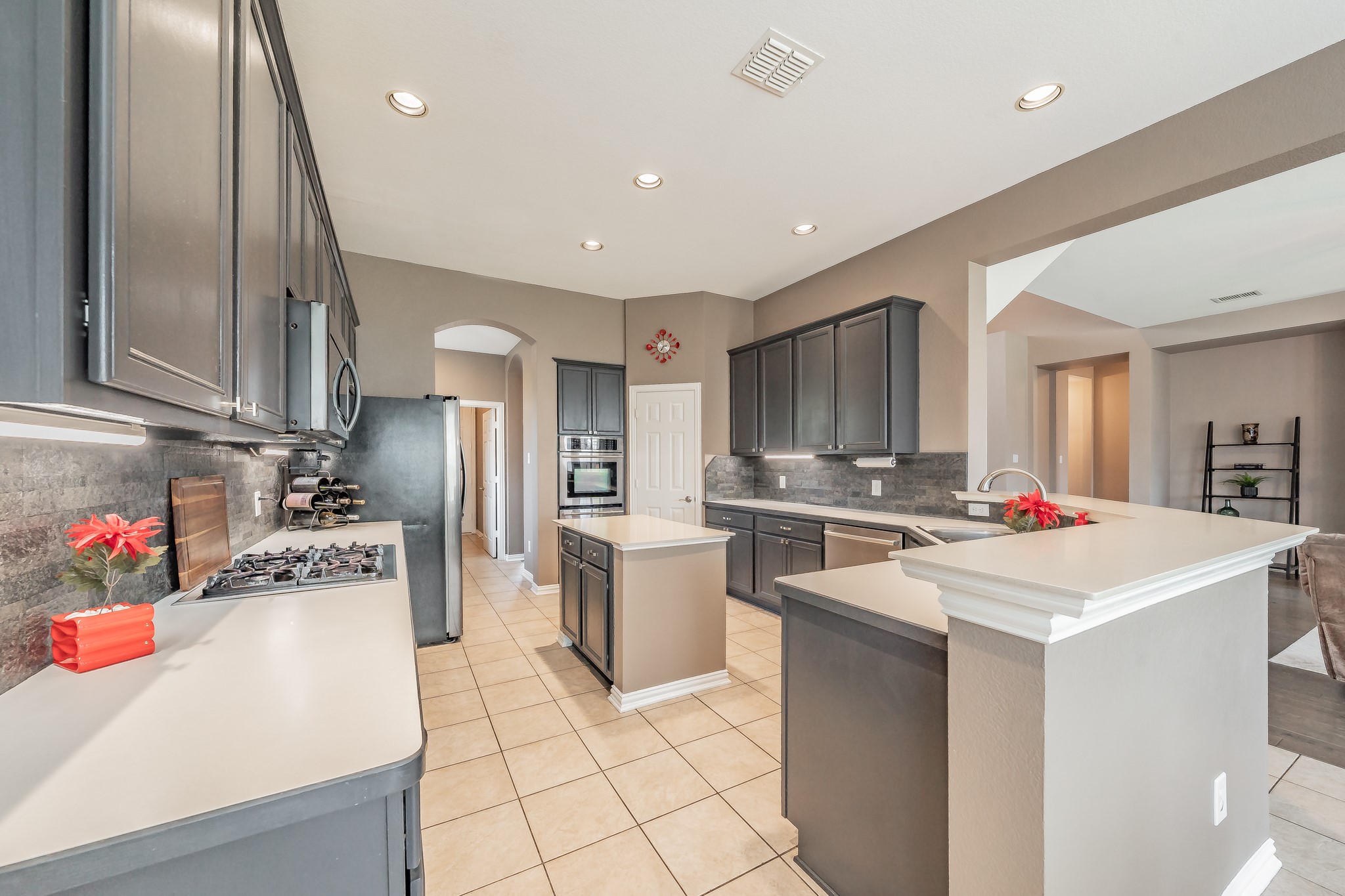 6812 Falcon Crest Lane