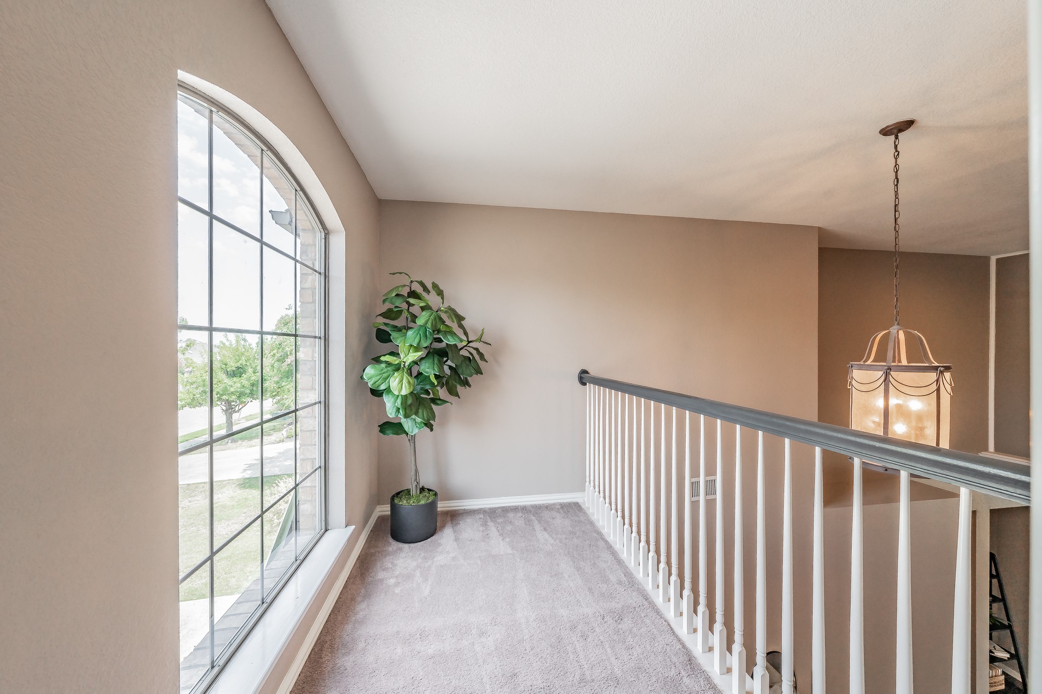 6812 Falcon Crest Lane
