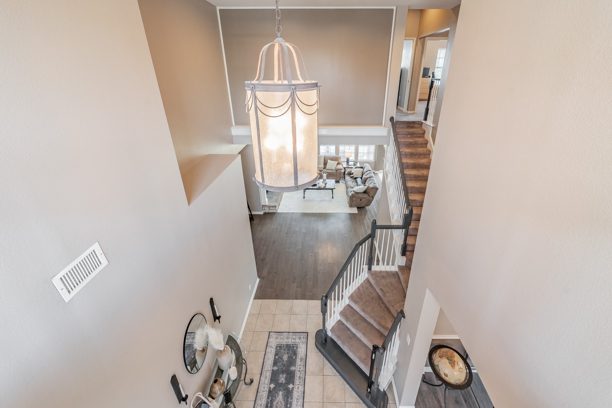 6812 Falcon Crest Lane