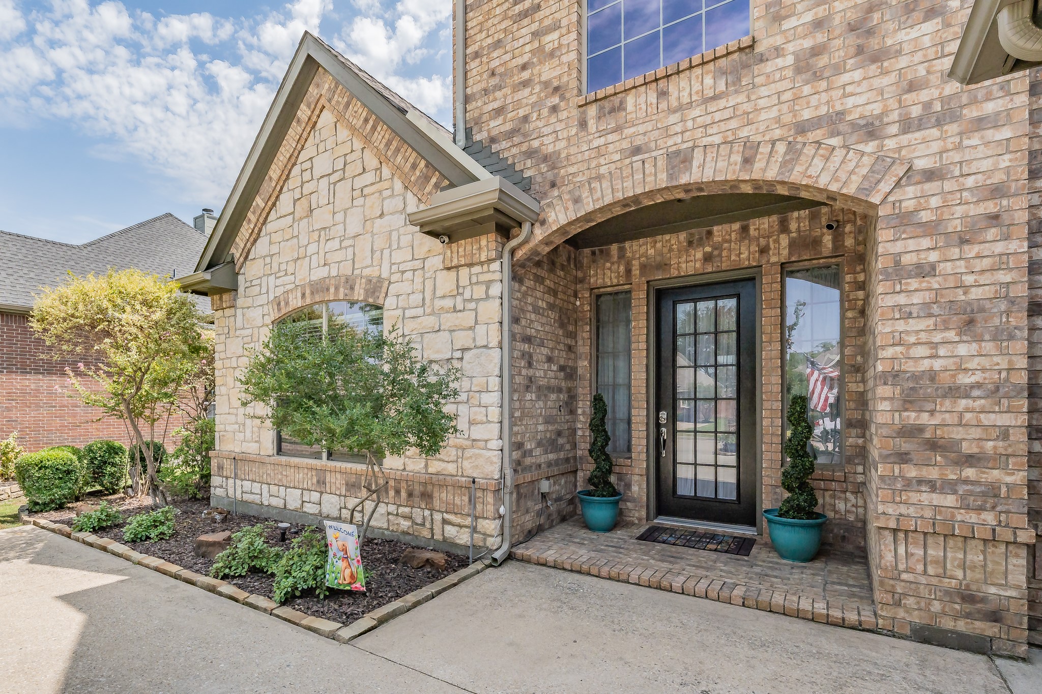 6812 Falcon Crest Lane