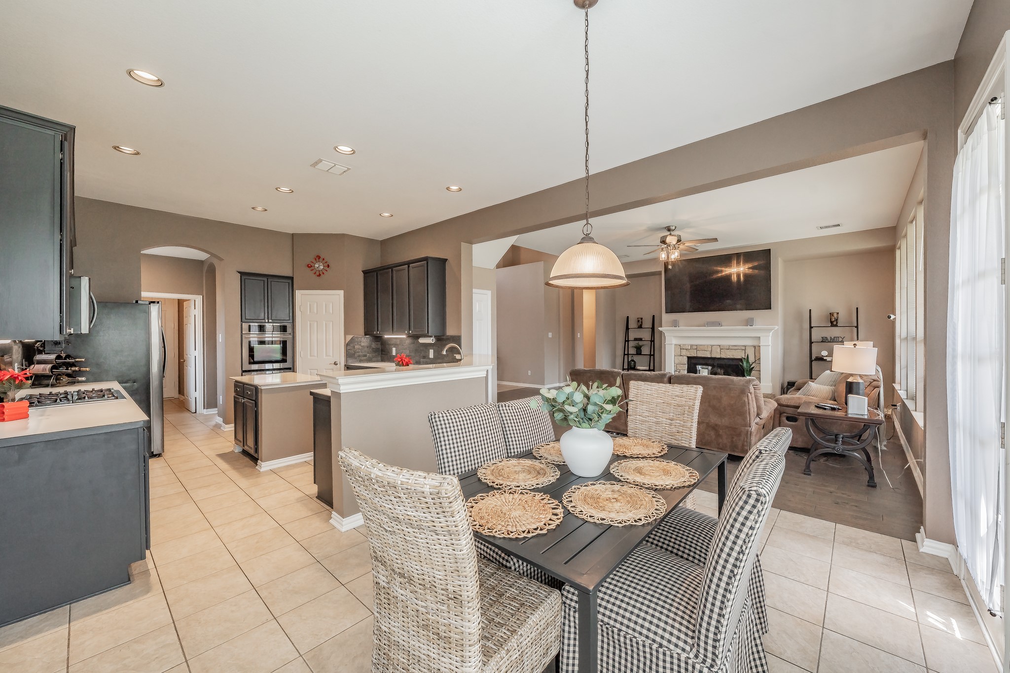 6812 Falcon Crest Lane