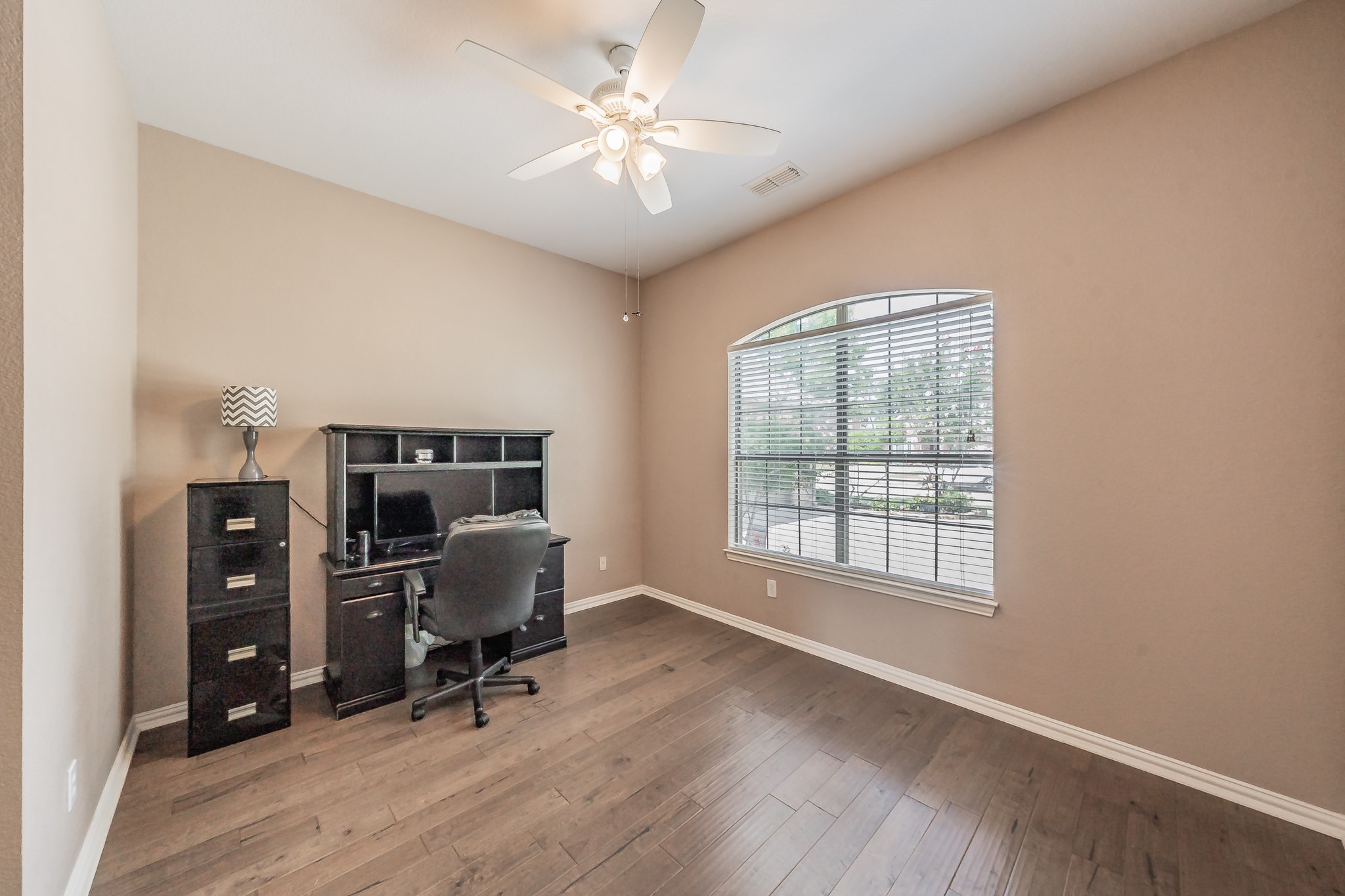 6812 Falcon Crest Lane