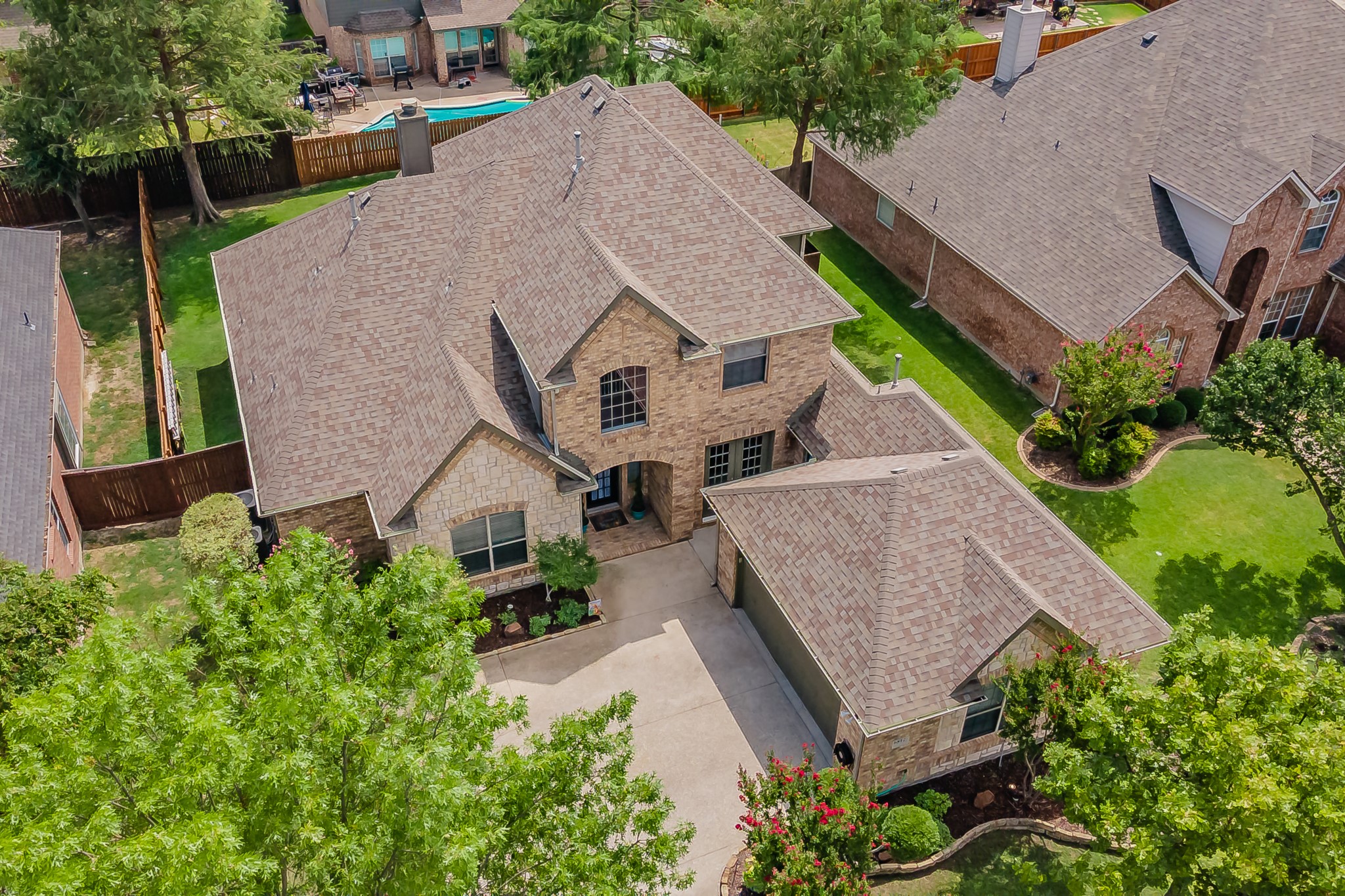 6812 Falcon Crest Lane