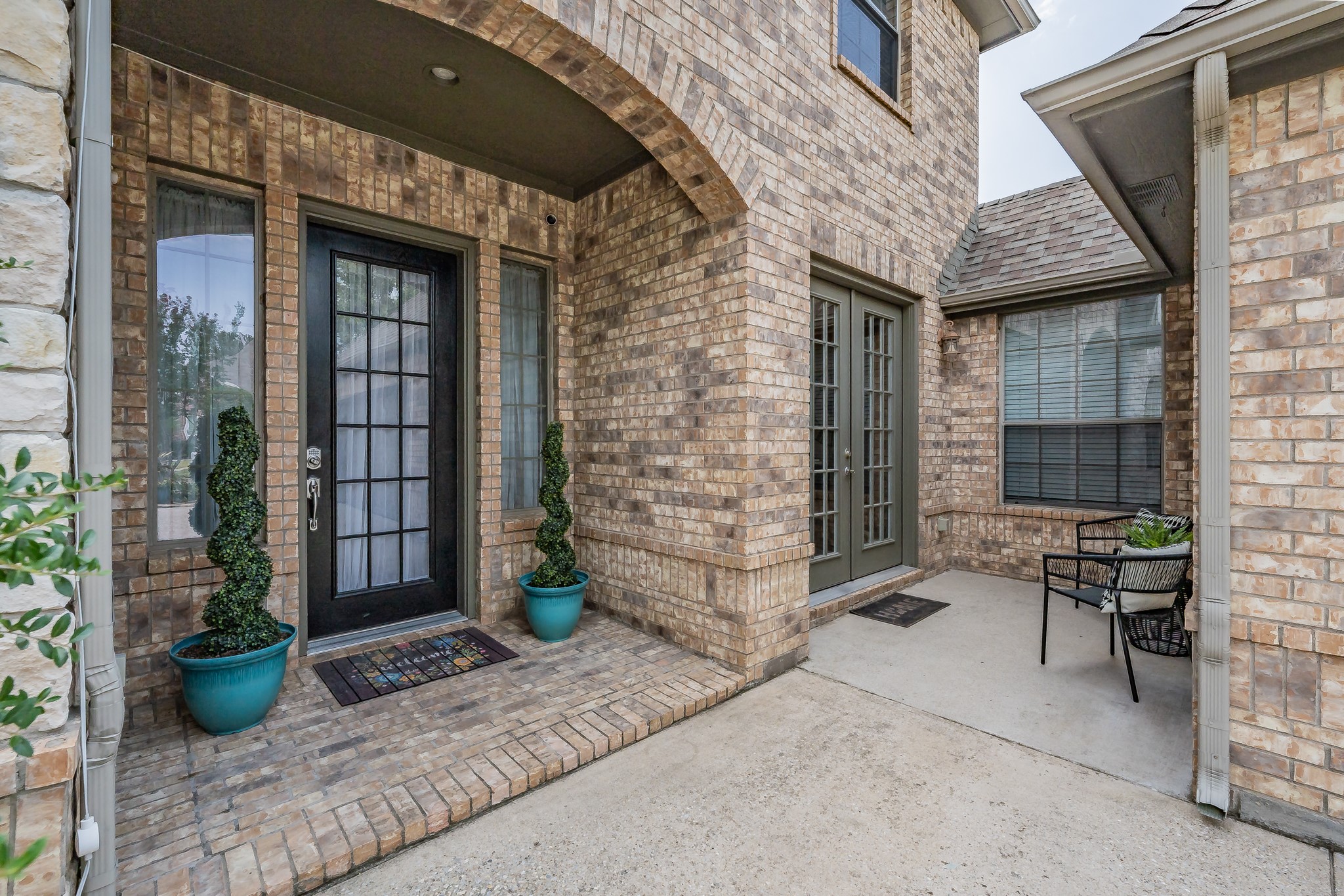 6812 Falcon Crest Lane