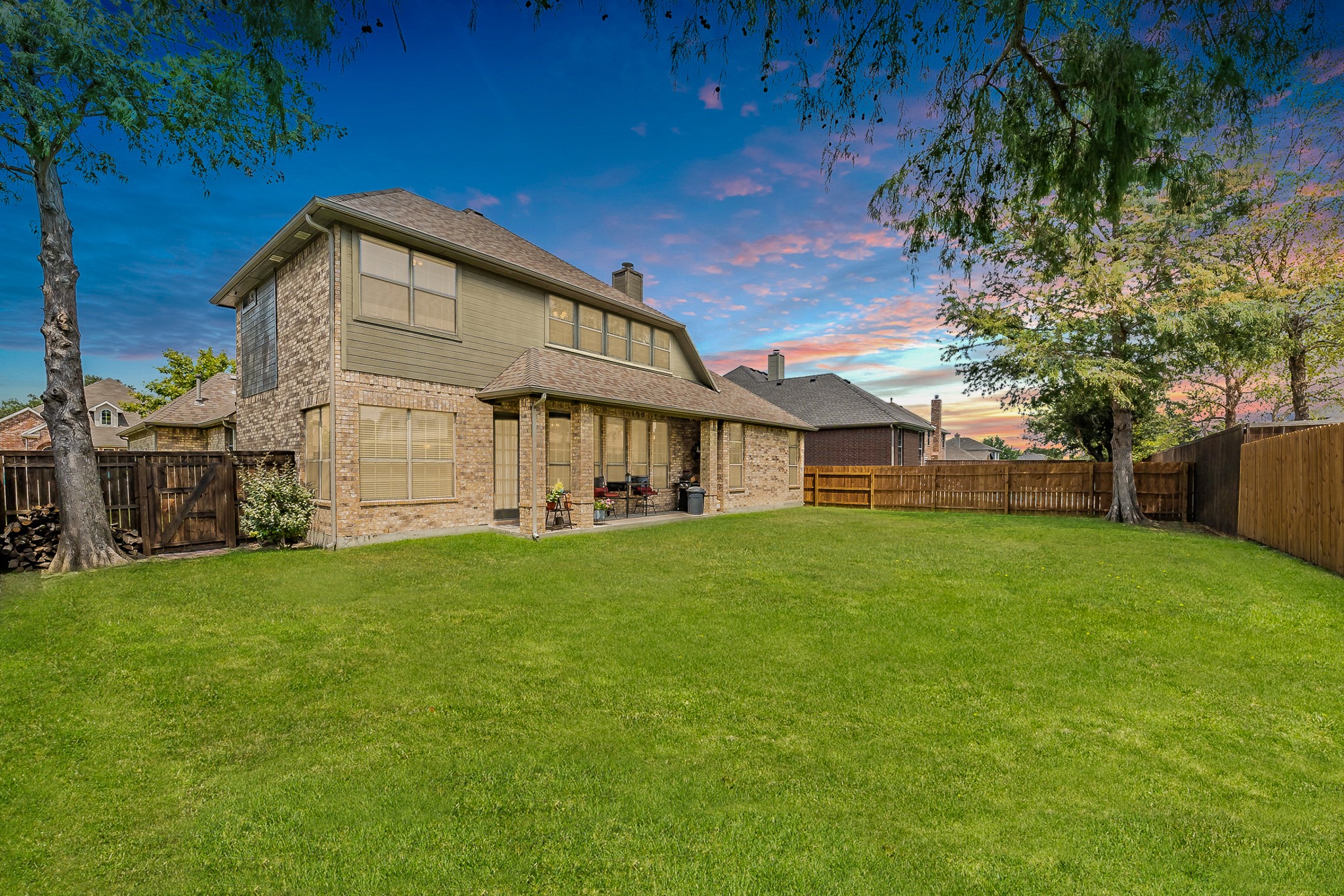 6812 Falcon Crest Lane