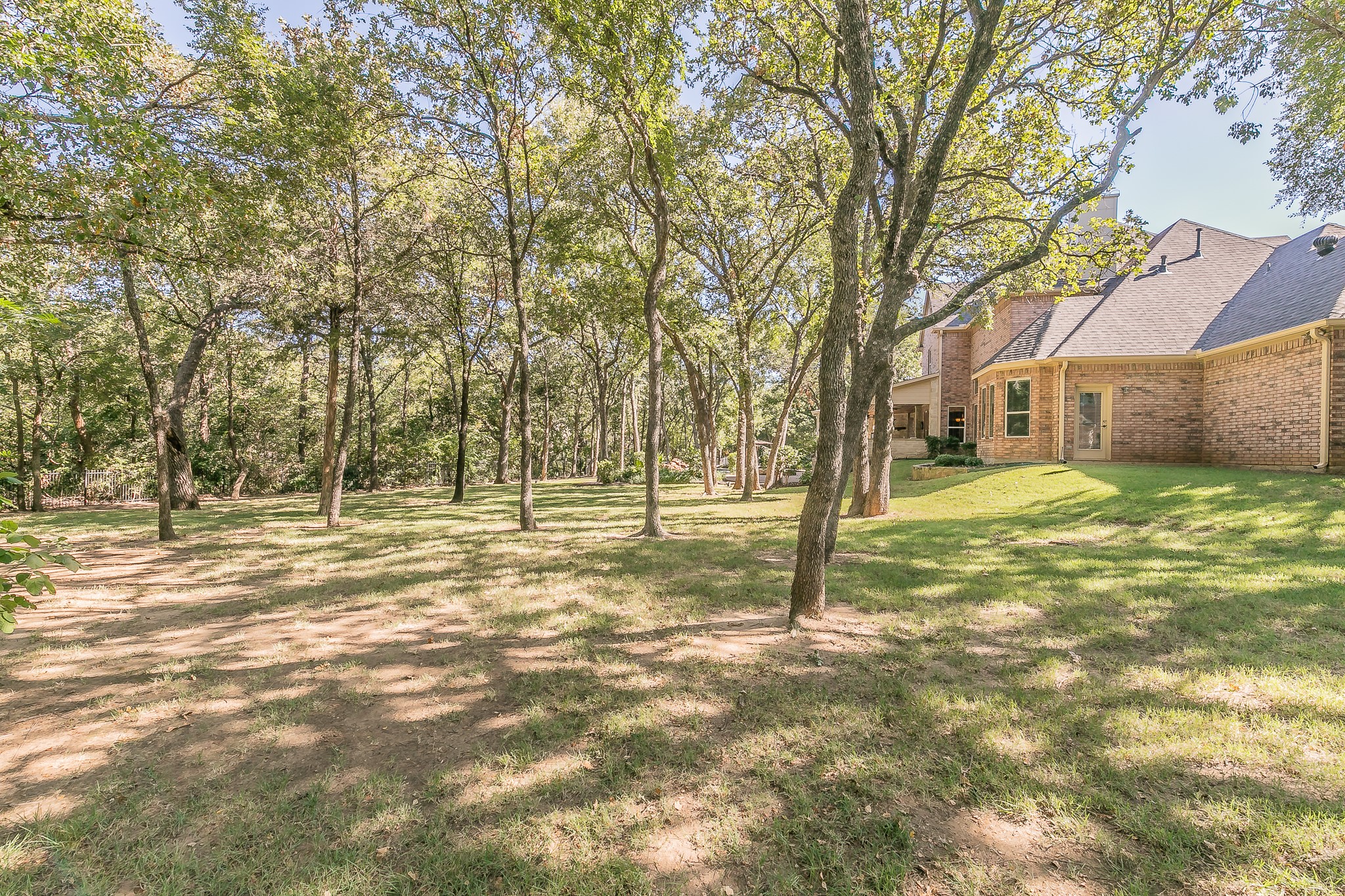 2901 River Bend Trail