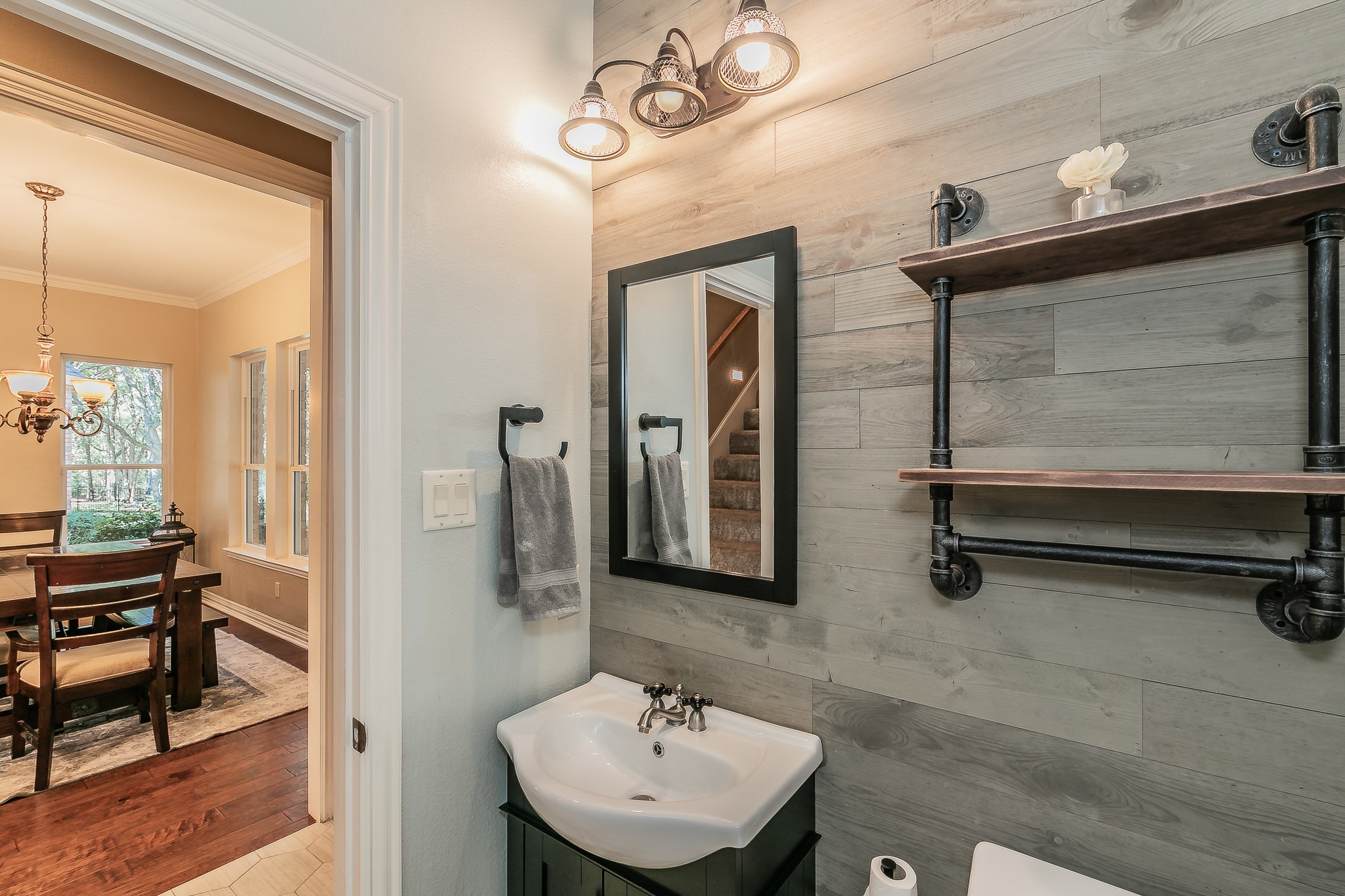 2901 River Bend Trail