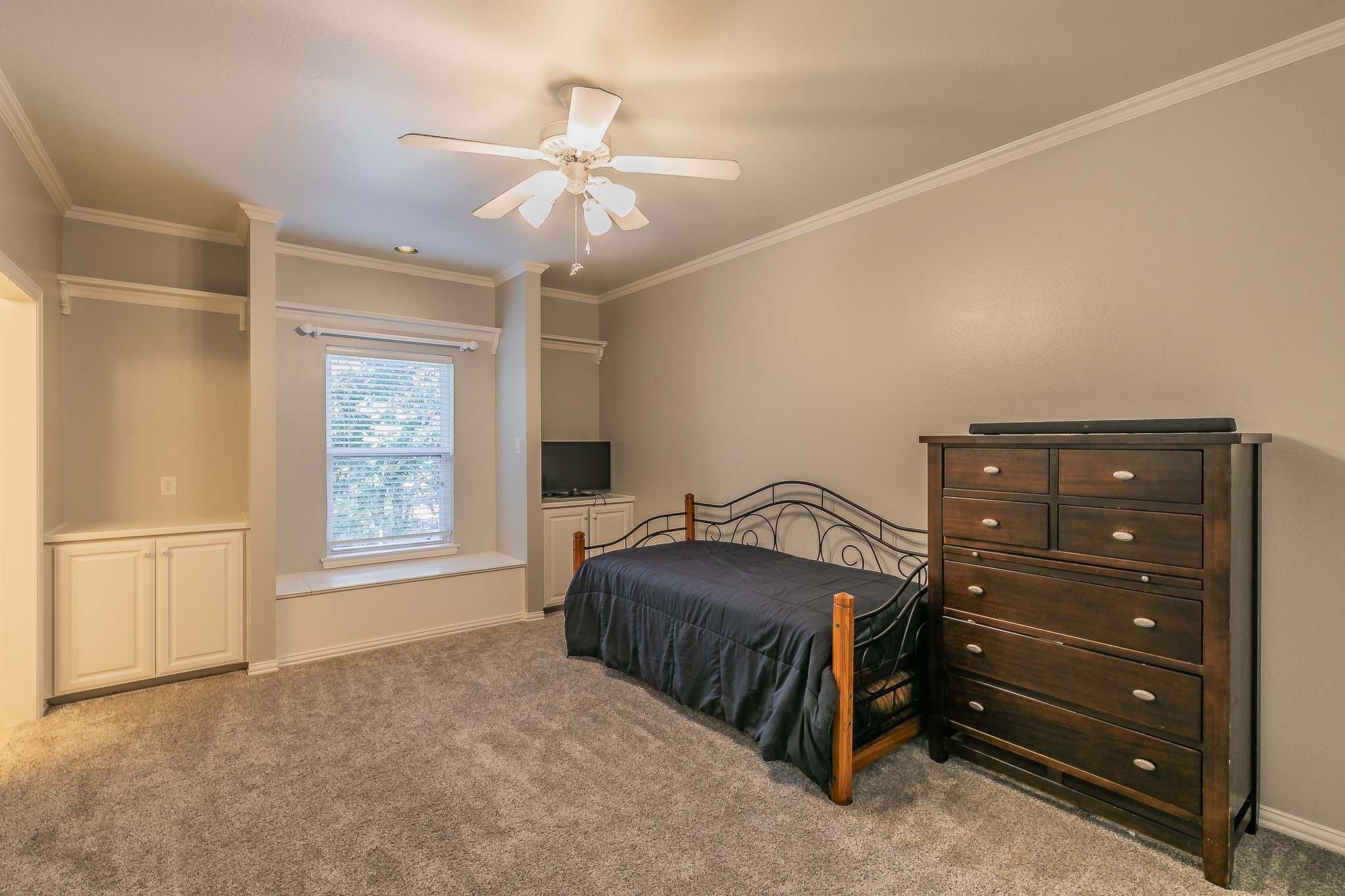 2901 River Bend Trail