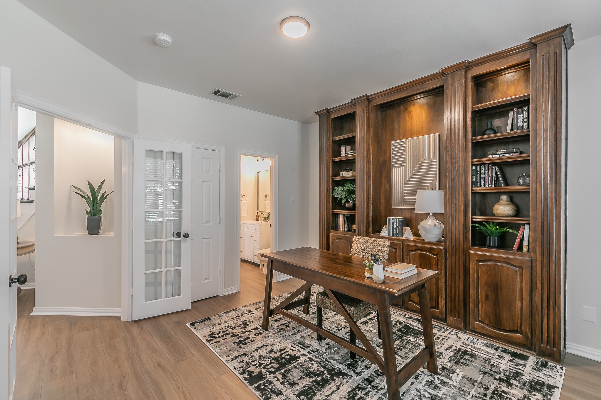 5213 Stoney Trail