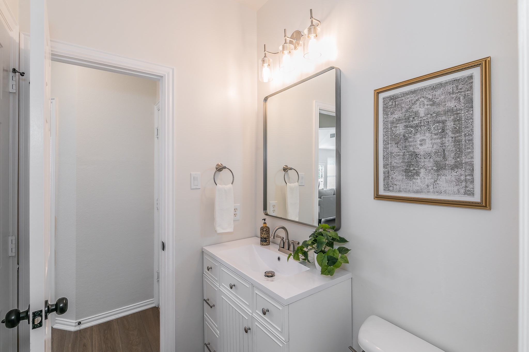 5213 Stoney Trail