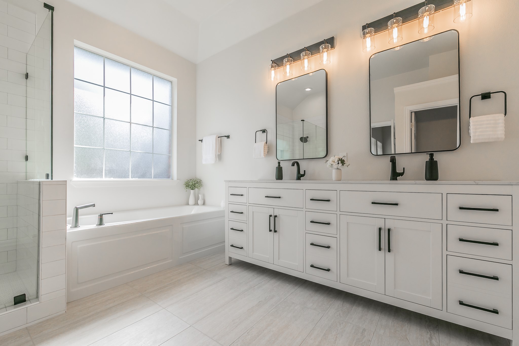 5213 Stoney Trail