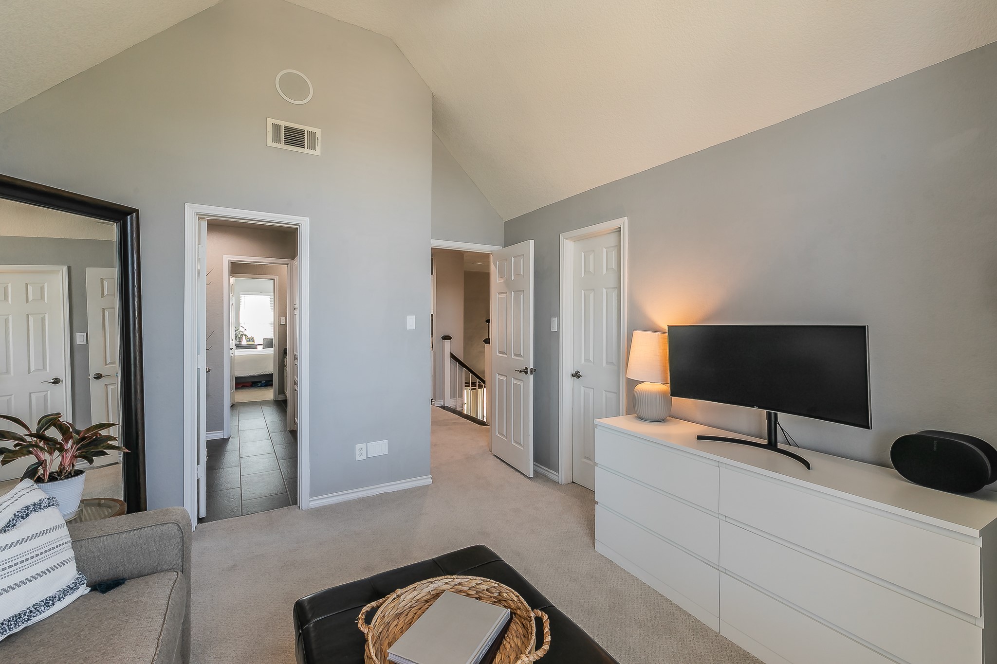 2715 Wind Ridge